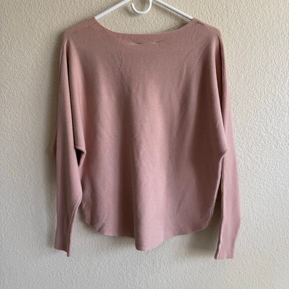 NWT Liv Milano Blush Shale Pink Rhinestone Heart Embellished Pullover Sweater M - Picture 3 of 9